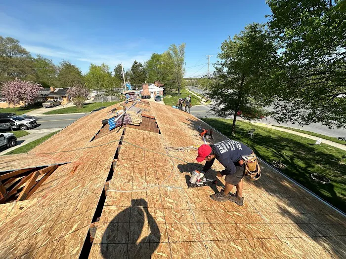 B&R SIDING INC Picture 8