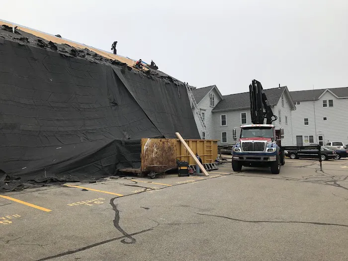 Robert Roofing and Gutters, Inc. Picture 10