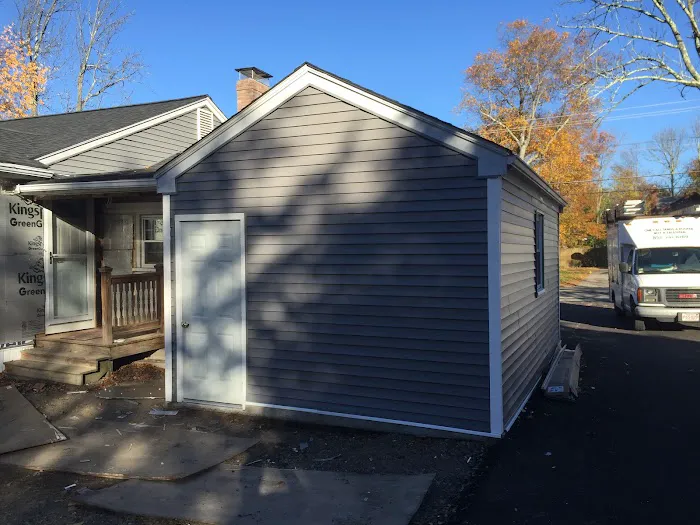 Robert Roofing and Gutters, Inc. Picture 4