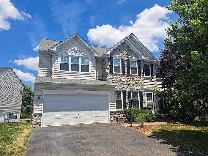 STORMGUARD ROOFING Picture 1