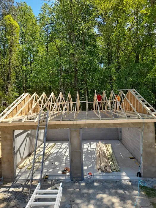 O & R Roof and Carpentry, LLC Picture 5