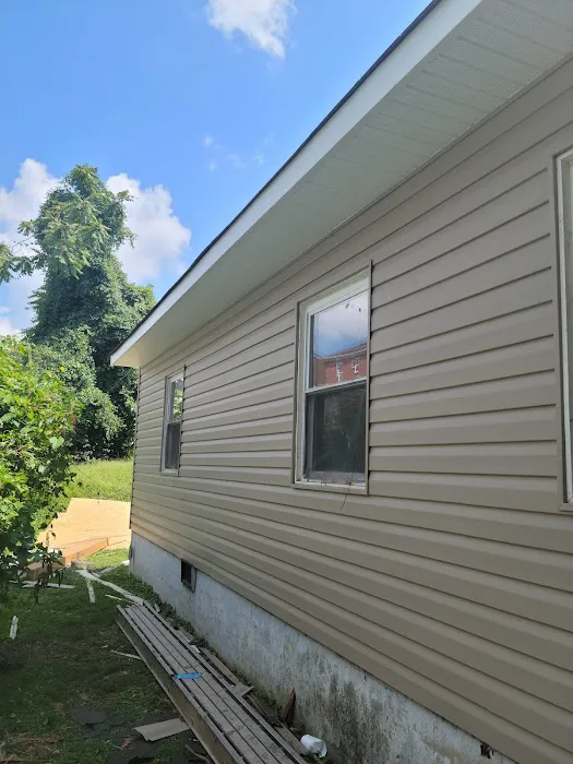 O & R Roof and Carpentry, LLC Picture 6