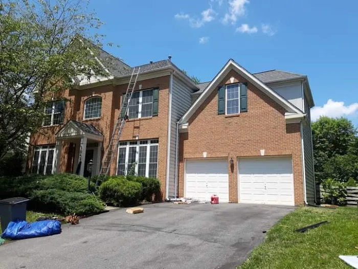 GUATE CONSTRUCTION LLC Picture 1