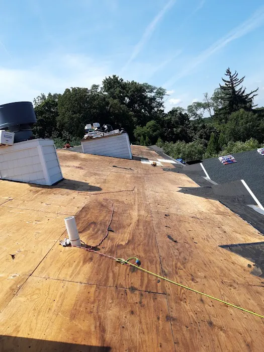 GUATE CONSTRUCTION LLC Picture 7