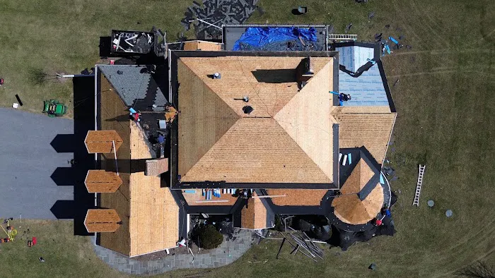 TopLine Roofing Picture 1