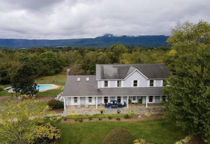 Wells Roofing Inc Picture 2