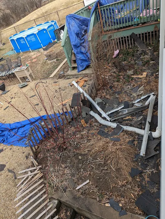 O'LYN Roofing Picture 3