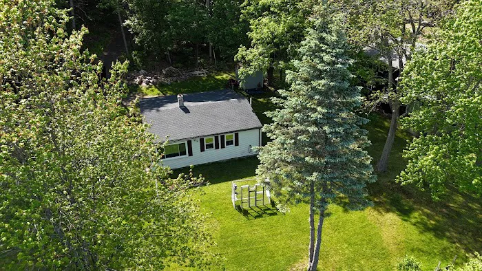 Qualified Roofing LLC Picture 1