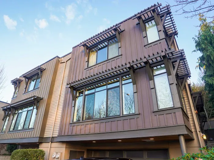 Skyline Roofing & Siding Picture 1