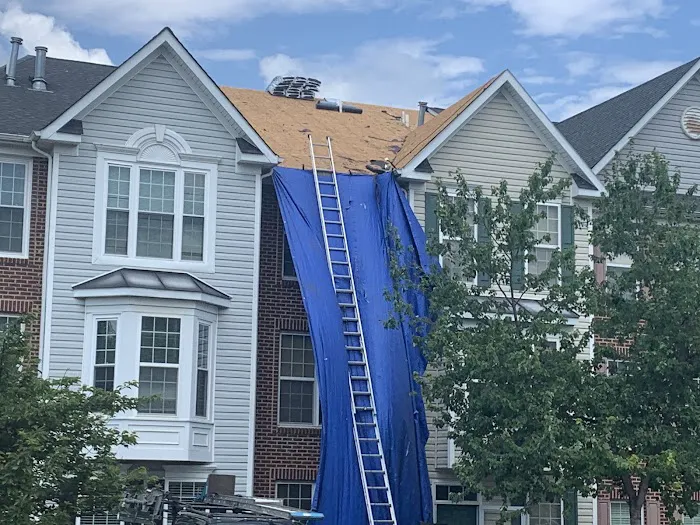 D&V Roofing LLC Picture 9