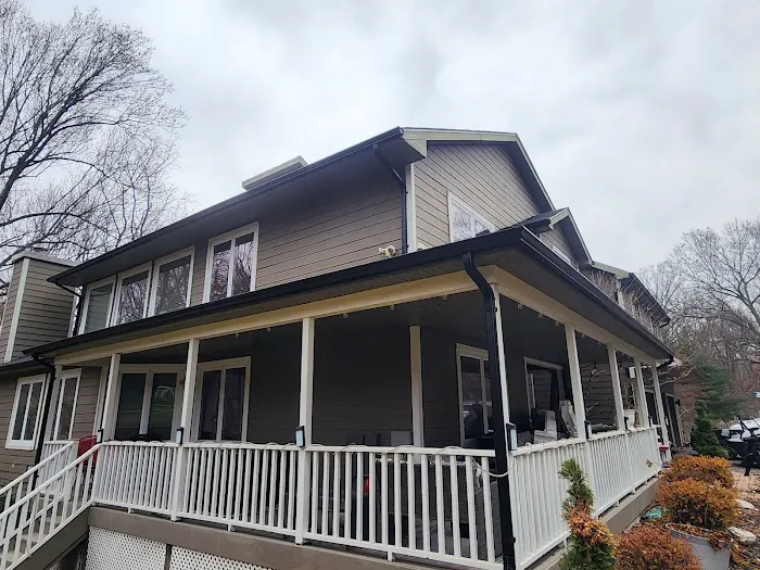 D&V Roofing LLC Picture 3