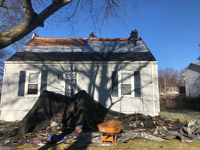 Expert Roofing & Siding Construction Picture 6