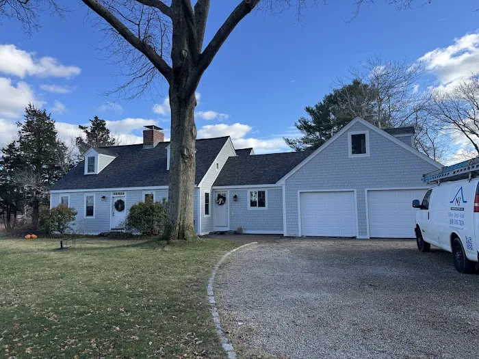 Mighty Dog Roofing of South Shore Picture 3