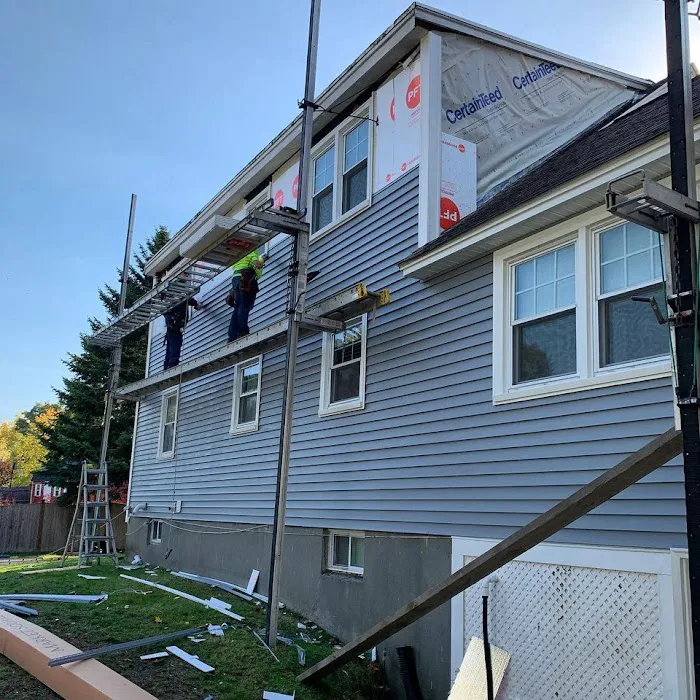 Roundtable Roofing & Siding, Inc. Picture 9