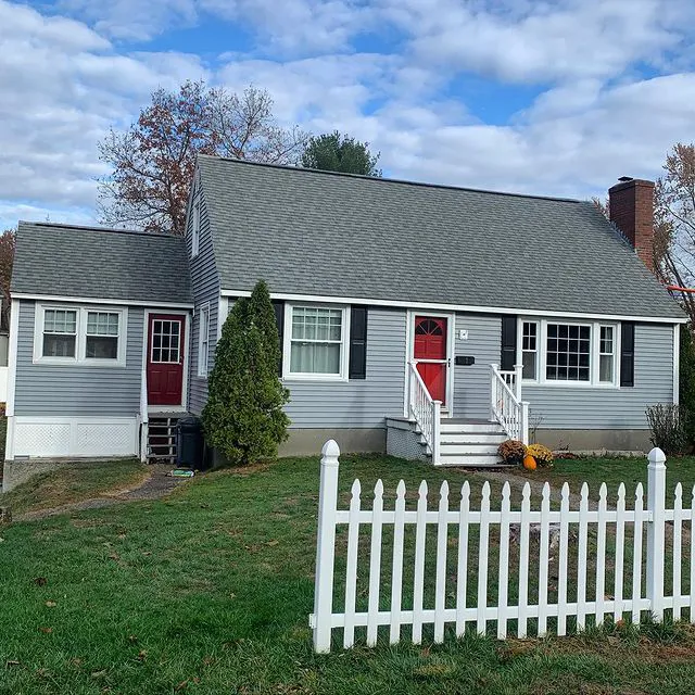 Roundtable Roofing & Siding, Inc. Picture 10