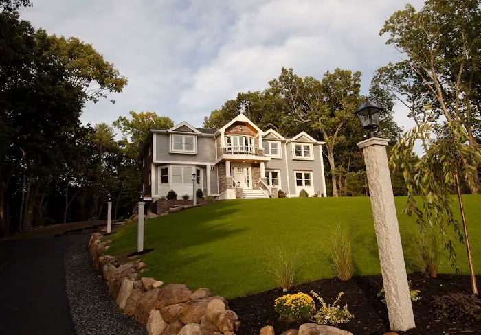 Merrimack Roofing & Construction Group Picture 2