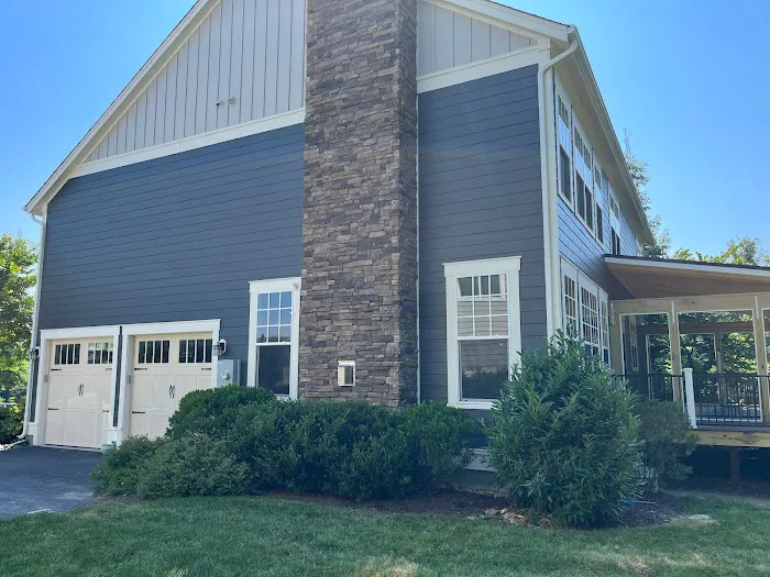 K&M Roofing and Contracting LLC Picture 3