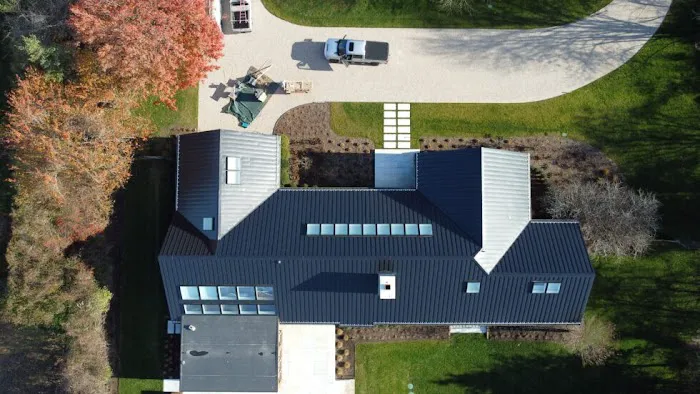 Black Swan Roofs - Roofing Contractor Picture 1