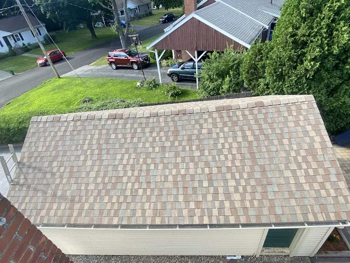 Hemlock Roofing LLC Picture 5