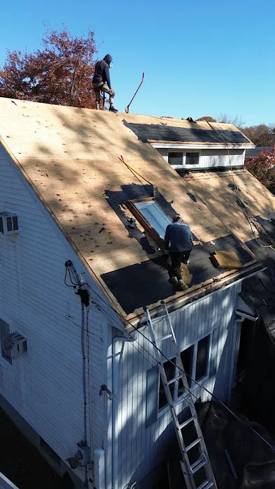 Hemlock Roofing LLC Picture 7