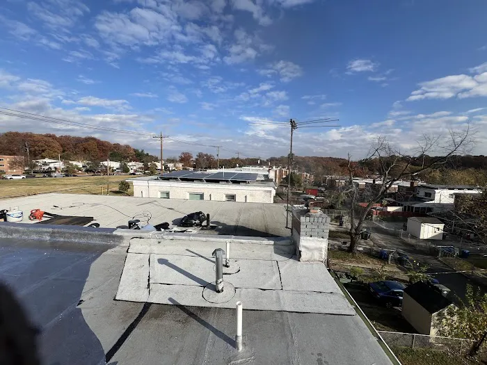 United Roofing LLC Picture 1