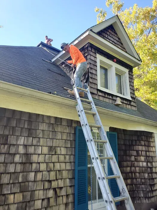 Dupont Roofing LLC Picture 7