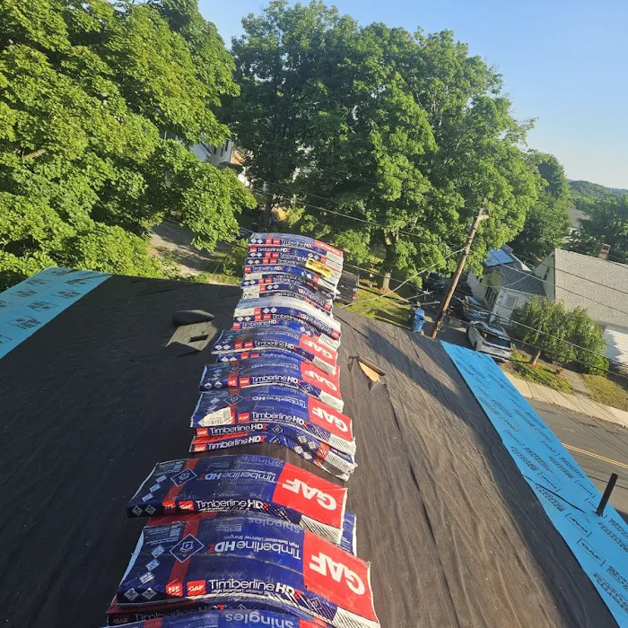 Bryan Siding & Roofing LLC Picture 9