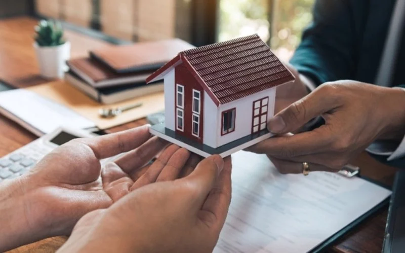 The Average Cost of a Roof Warranty Transfer When Selling a Home