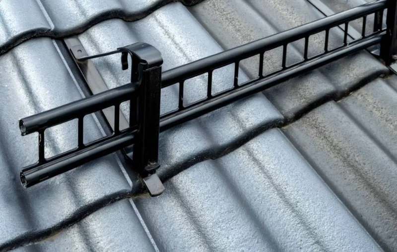 How to Install Roof Snow Fences to Control Drifting – A Step-by-Step Guide