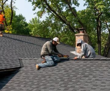 How to Choose a Roofing Contractor That Provides a Written Warranty