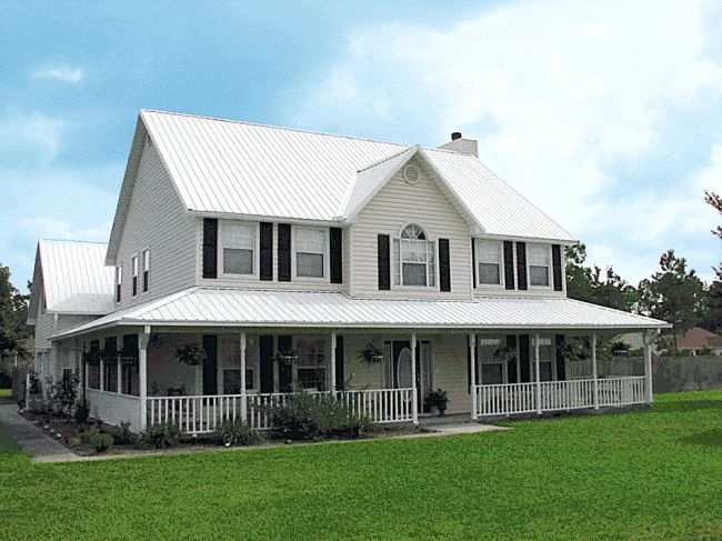 The Pros and Cons of a Black Roof vs. a White Roof