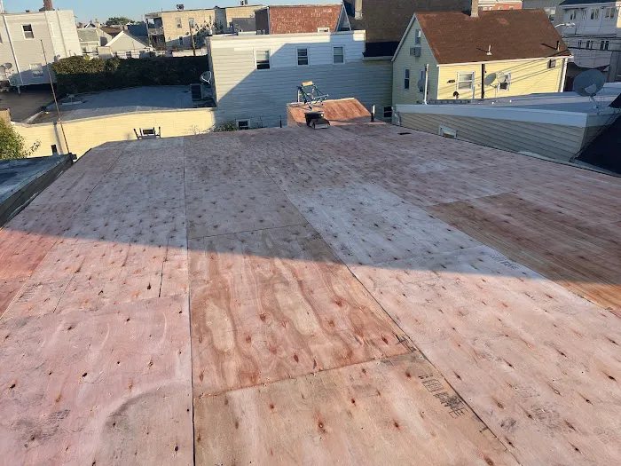 Costa's Roofing Picture 2