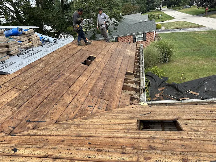 Roof Solutions Enterprise LLC Picture 1
