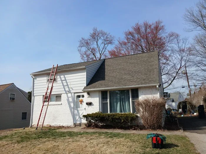Roof Solutions Enterprise LLC Picture 10