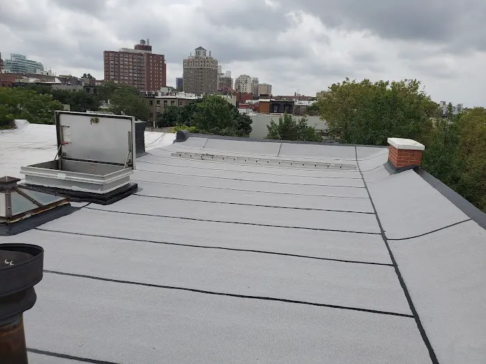 Hallock-Quality Roofing Picture 1