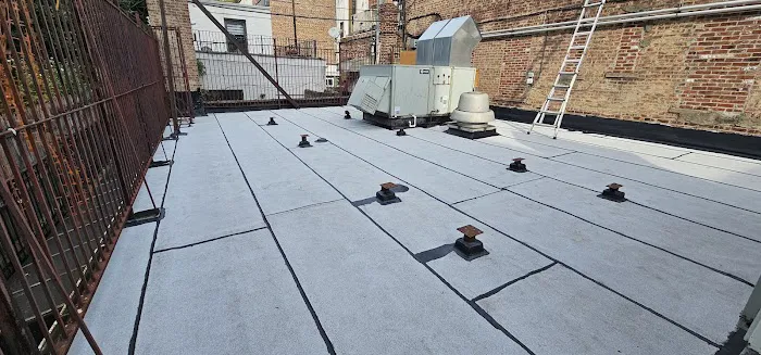 Hallock-Quality Roofing Picture 3