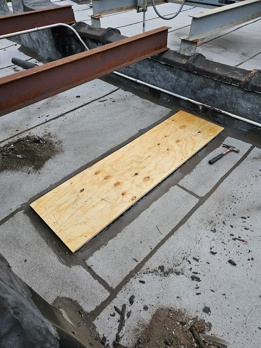 Hallock-Quality Roofing Picture 5