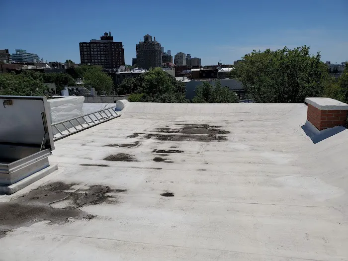 Hallock-Quality Roofing Picture 8