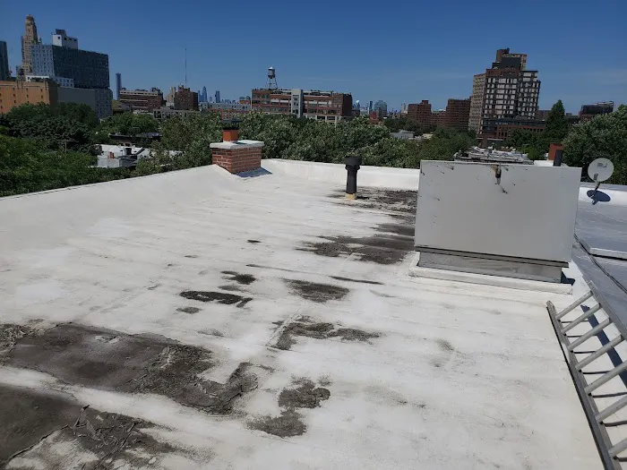 Hallock-Quality Roofing Picture 9