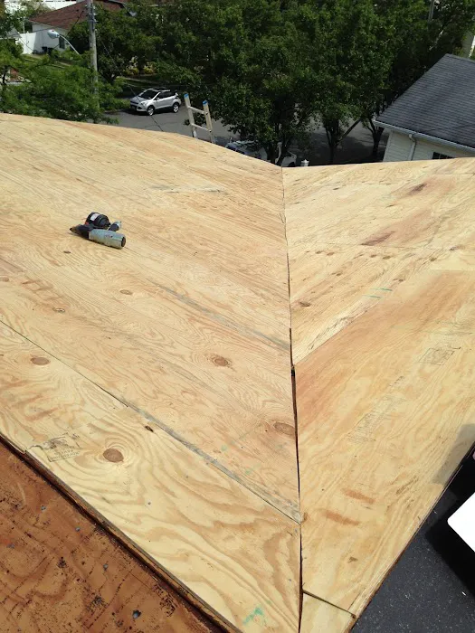 Vinnys Roofing Picture 9