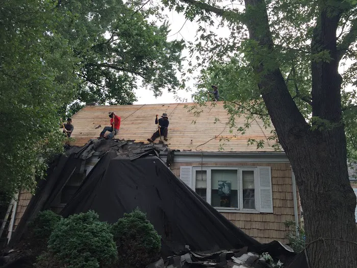 Vinnys Roofing Picture 10