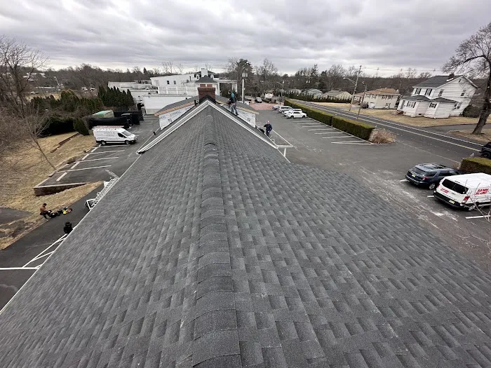 Monarch roofing&construction Picture 6