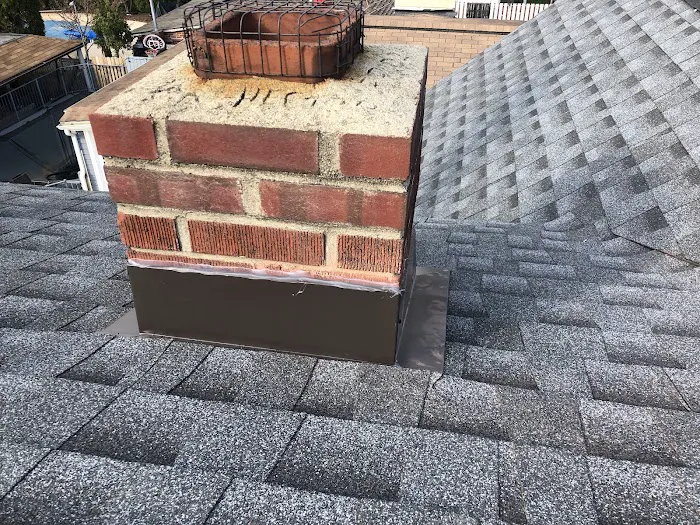 Monarch roofing&construction Picture 4