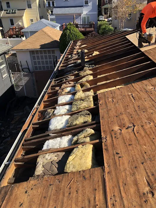 Luigi's Roofing Picture 10