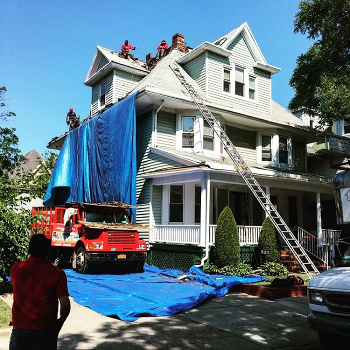 Royal Roofing & Siding Brooklyn Picture 3