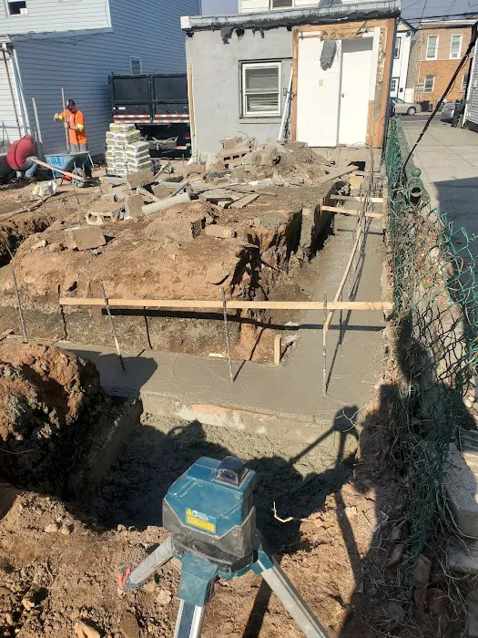 GUAMAN BUILDERS LLC Picture 10