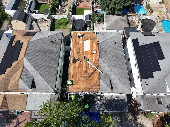 Power Roofing & Siding Brooklyn Picture 2