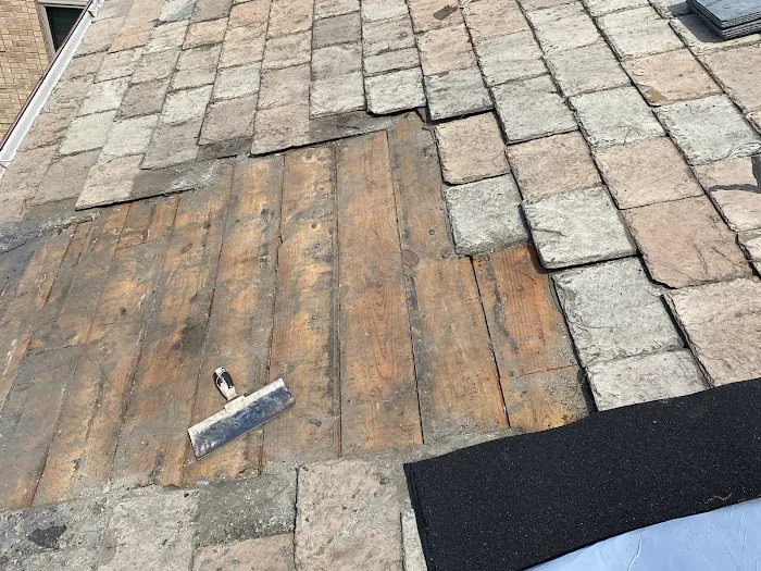 Daniel Parks Roofing & Gutters Picture 5