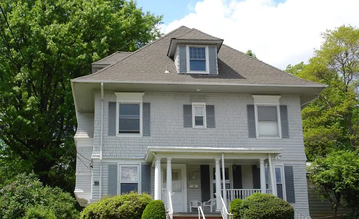 Segelman Shaw Roofing, Siding & Gutters Picture 8