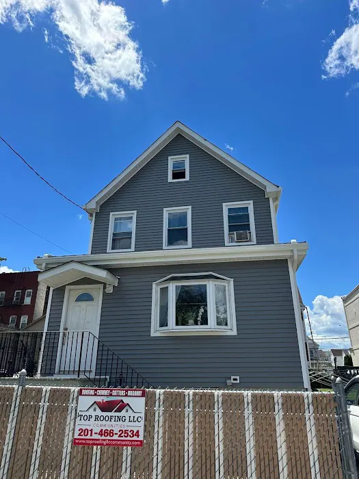 Top Roofing LLC Picture 1